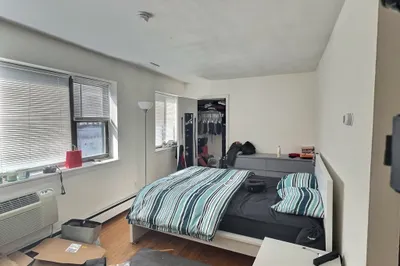 1027 Commonwealth Ave #30