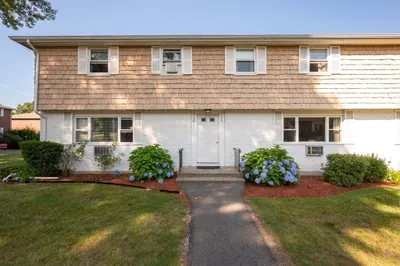 130 Kingston St #130 1