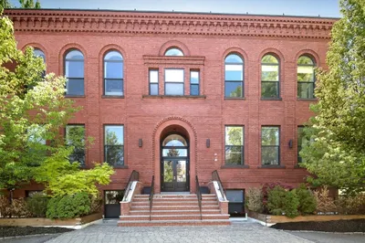11 Wyman St #2C