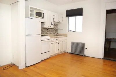 259 W Newton St #1