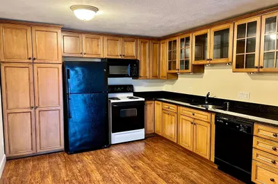 145 Essex Ave #422