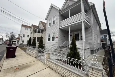 35 Highland Ave #1 1