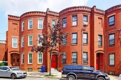 19 Kenilworth St #3