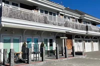 5 Bridge St #3 1