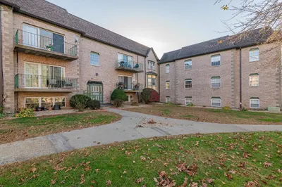 102 Oak Lane #12 1