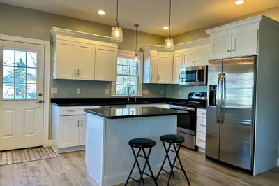 127 Bridge Street #1R 1