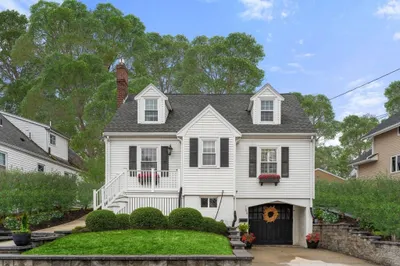 194 Merrymount Rd 1