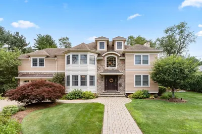 171 Old Farm Road 1