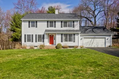 128 Roosevelt Ave 1