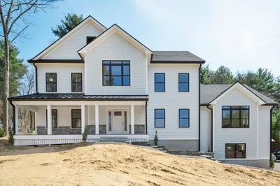18 Macdonald Dr 1