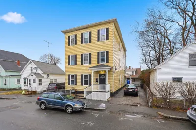 14-14 1/2 Hacker St 1