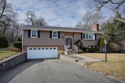 20 Spring Valley Rd