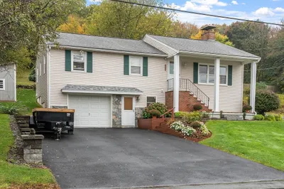 1014 Boston Rd 1