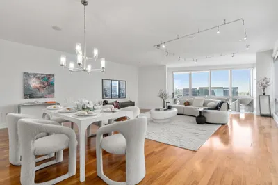 500 Atlantic Ave #18P 1
