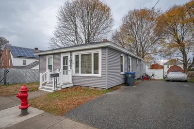 7 Field Ave