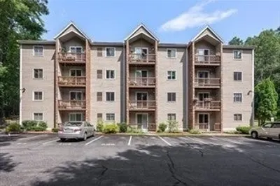 44 Maria Ave #105 1