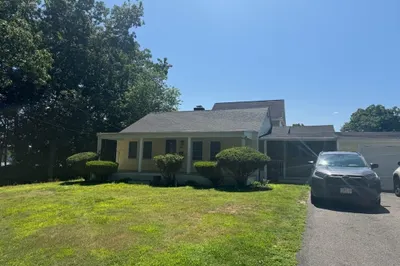 95 Augustine St 1