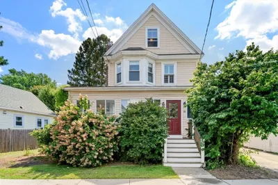 88 Bartlett Ave 1