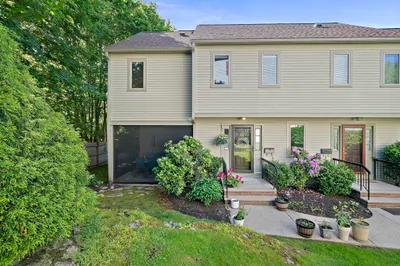 36 Maple St #36 1