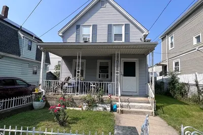 60 Clinton St