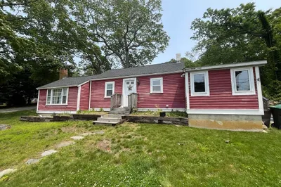 77 Homestead Ave 1