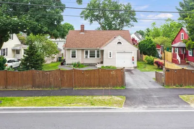 287 Waverly Road