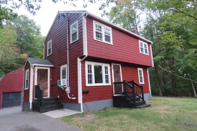 56 Ekstrom Circle