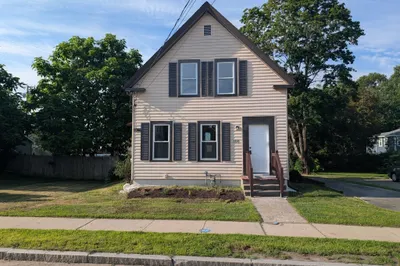 200 Temple St 1