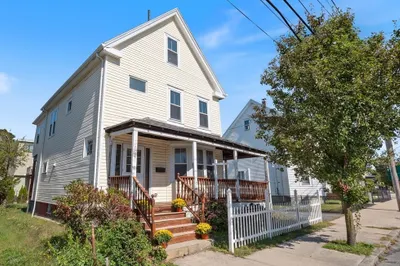 184 Crescent Ave 1