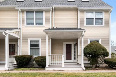 72 Hammond Place #72 1