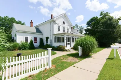118 Main St