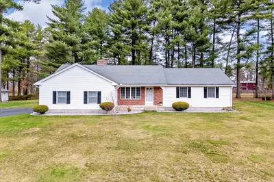 145 Glenwood Dr 1