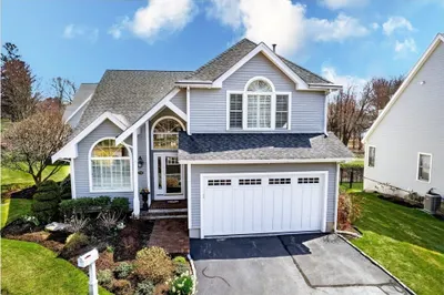 256 Salem End Road 1