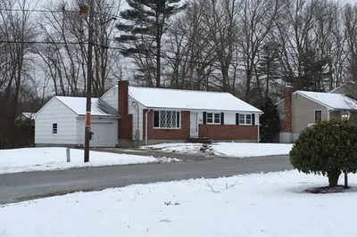 44 Margery Rd 1