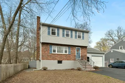 69 Goshen Rd 1