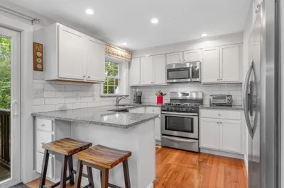 80 Smith Street #3A 1