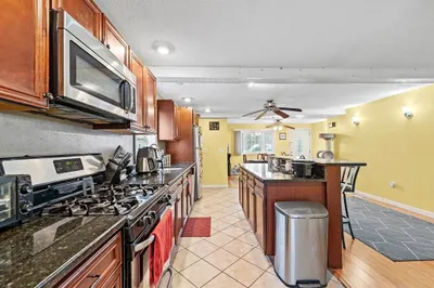 30 Circuit Ave #30 1