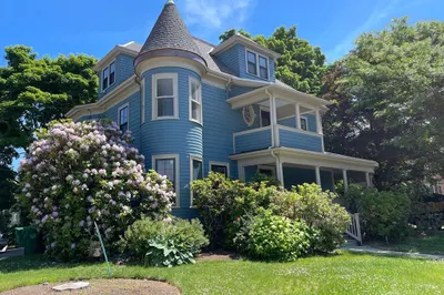 253 Crafts St #253 1