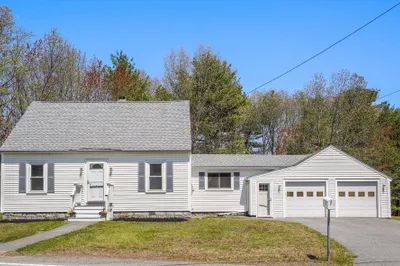 54 Meadowbrook Rd