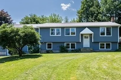 85 Bachelor St