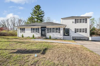 15 Edgelawn Ave 1