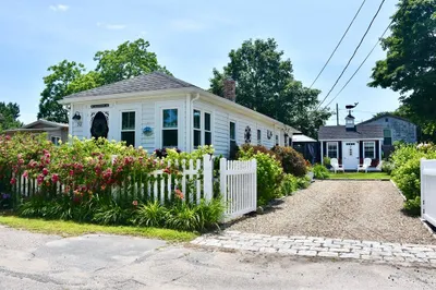 30 Thirteenth St