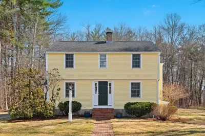 7 Mohawk Drive