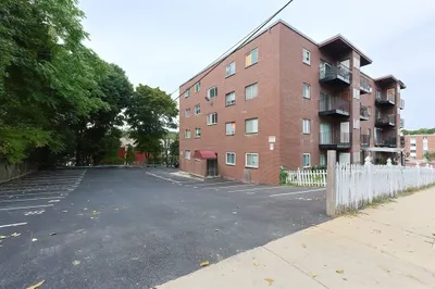175 Clare Ave #D3