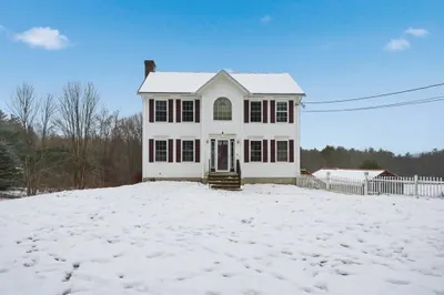 17 Town Farm Rd 1