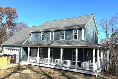295 Crownshield Ave 1