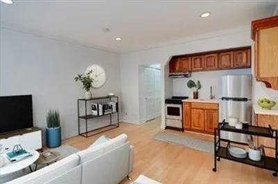 56 Commonwealth Ave #42