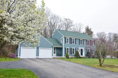 176 Sycamore Dr 1
