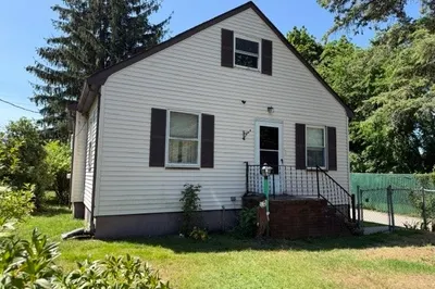45 Charles Ave 1