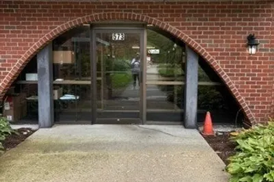 573 Broad St #132 1